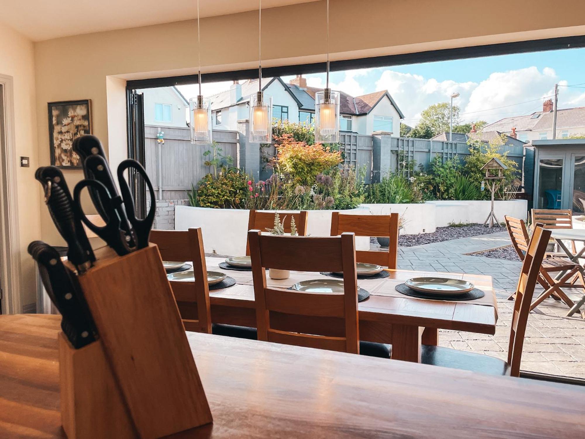 Ty Fry Gardens Villa Cardiff Exterior photo
